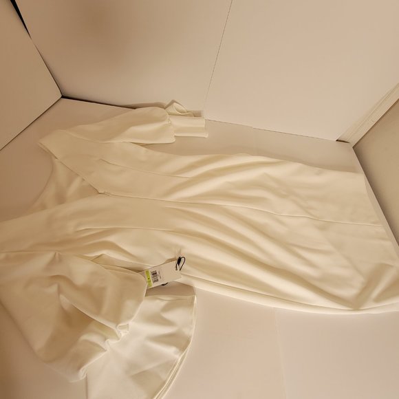 Calvin Klein Bell & Bubble Sleeve Fitted Sheath Dress Size 4 Wht Deep V-Back NWT - Picture 10 of 12